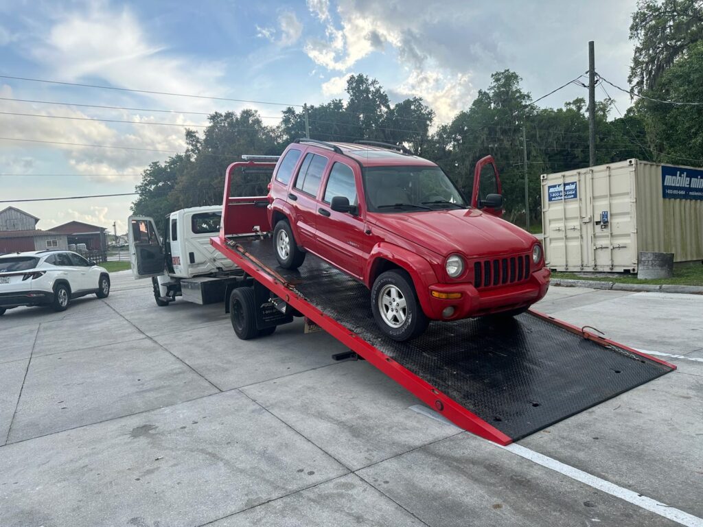 towing and roadside services in Lakeland, Zephyrhills, and Auburndale, Florida.