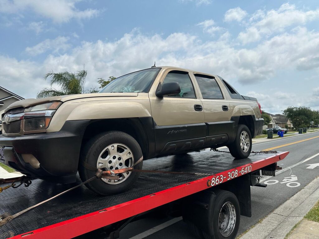 towing and roadside assistance in Lakeland, Zephyrhills and Auburndale Florida