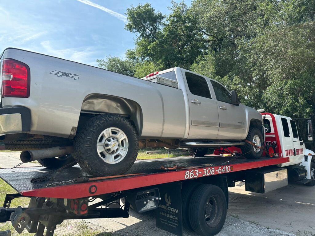 towing and roadside assistance in Lakeland, Zephyrhills and Auburndale Florida